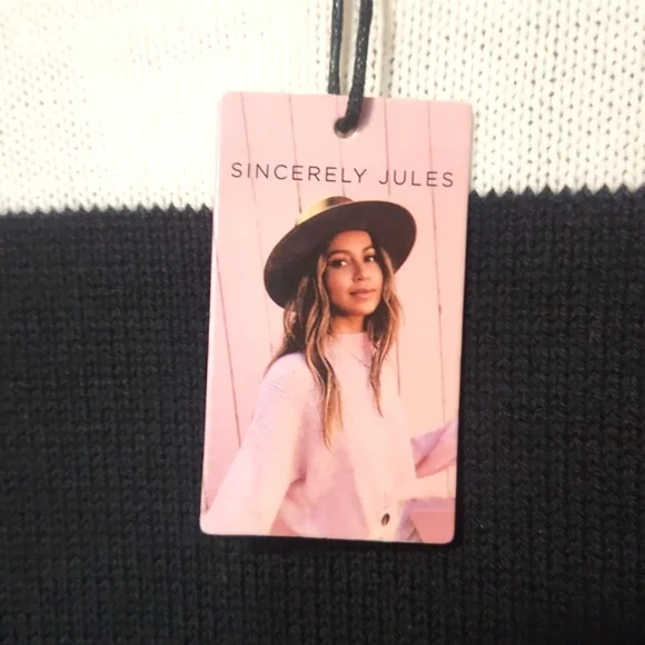 NEW! Sincerely Jules SKI Crewneck Pullover Sweater - Picture 4 of 9